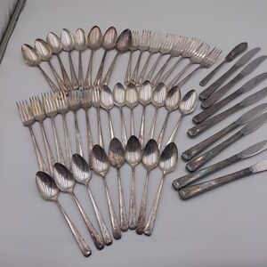 40s Community Oneida Plate MILADY Pattern Silverplate Flatware 47 Pcs Silverware